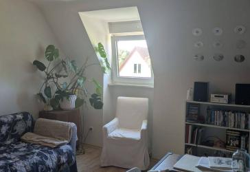 Nahe Stadenpark, 2-ZKB, 3. OG rechts, Dielenboden, renoviert, Stellpaltz optional, Küchenübernahme möglich