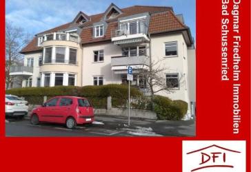 Über den Dächern von Ravensburg, schöne 2,5-Zimmerwohnung mit EBK, Balkon, Dachterrasse,TG-Platz und Aufzug in schöner ruhiger Lage von Ravensburg