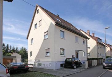 OG und DG Wohnung mit Garten und großem Carport - derzeit als eine Wohnung genutzt