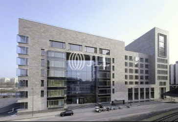 *JLL* - Büroflächen mit Mainblick zu vermieten