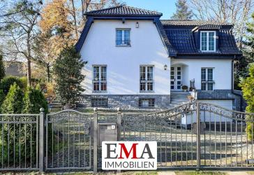 Wohnen mit Stil: Architektenvilla mit Tiefgarage und unvergleichlichem Charme!