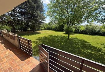Helle 4-Zimmer-Erdgeschosswohnung mit Balkon und Gartenzugang, Nähe Klinikum/Westpark