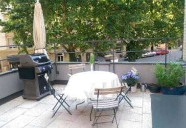 Tolle 1,5-Zi.-Altbauwhg. mit EBK u. Riesen-Balkon