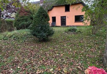 AHRENSHOOP: Ein Haus mit Geschichte zwischen Bodden und Ostsee