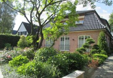 *** Nienstedten Luxuswohnung Dachgeschoß ***