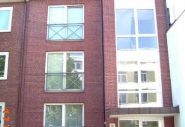 Schöne , geräumige 2-Zimmer Wohnung in Wandsbek