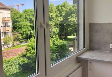 vollständig renovierte 1 Zimmerwohnung mit Einbauküche und Balkon, Vermietung befristet auf 2 Jahre, Möblierung auf Wunsch möglich