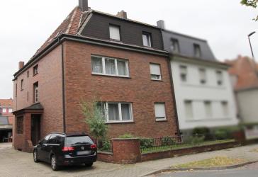 Solides Mehrfamilienhaus - Doppelhaus drei Wohneinheiten - im Herzen von Ahlen