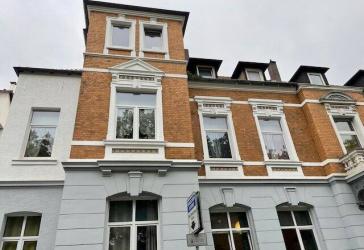 Zentral gelegene 3 Zimmer Wohnung, auch WG geeignet