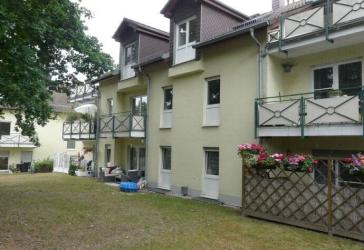 1-Zimmer-Wohnung mit Balkon im 1. Obergeschoss in Thekla mit TG-Platz