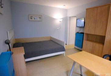 FLATmix.de / Ruhiges,komplett,möbliertes Apartment mit separaten Eingang