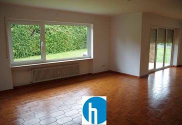 Genießen Sie diese Erdgeschosswohnung mit genialem Garten!