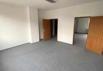 Helle Büro-/Praxisräume in zentraler Toplage von Altenburg