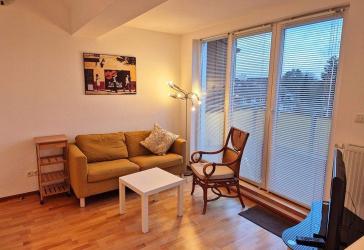 Schöne 1,5-Zimmerwohnung mit großer Süd-Loggia / WLAN / Inklusivmiete 1.130,00 € / ab 01.09.2026 frei / soll nur an eine Person vermietet werden!