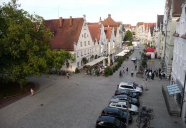 Top Lage - City-Apartment im Dachgeschoss – frei ab 15.09.2026