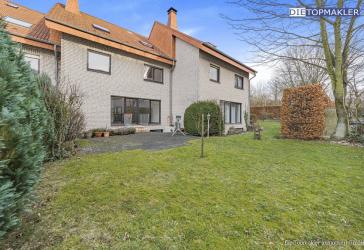Gepflegtes Dreifamilienhaus mit Garten