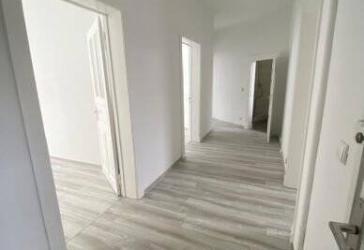Hier warten 89,02 m² im 1. OG mit 2 Balkonen auf Sie