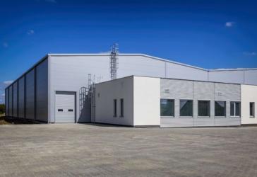 *** ca. 1.500 m² Hallenfläche zu vermieten | ebenerdiges Rolltor | sofort Verfügbar ***