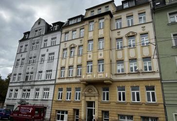 Schöne helle 3-Raum-Whg. im 1. OG mit Balkon, Laminat bzw. Fliesen, vermietet!