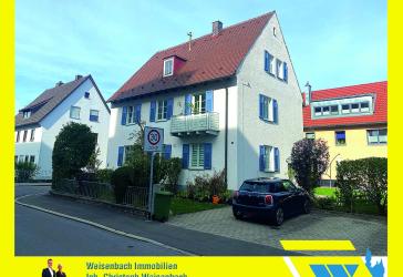 Sehr gepflegtes und gut vermietetes Dreifamilienhaus in guter Lage