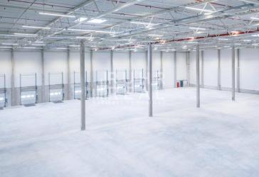 Moderne Hallenfläche in Dormagen | zahlreiche Rampen | teilbar