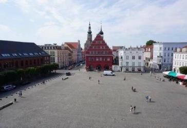 Repräsentative Büroetage am Marktplatz Greifswalds