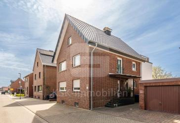 Ihr Renditepaket in Elsdorf - Bungalow und Zweifamilienhaus!