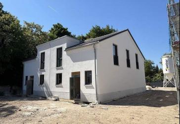 Neubau von 12 DHH in Neudorf-Süd, KfW 40+, Solar + Wärmepumpe, Garage, fast Bezugsfertig, QNG-Qualifikation möglich