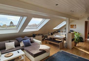 2-Zimmer-Dachgeschosswohnung in Mannheim-Neckarau, Katharinenstraße