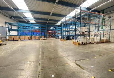 Hallenfläche Lager/Produktion | Rampe | erweiterbar | direkt an der A40/A45