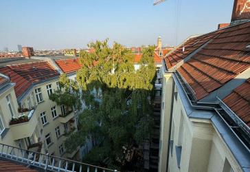 Dachgeschoss-Rohling mit Baugenehmigung und Blick auf den Boddinplatz!