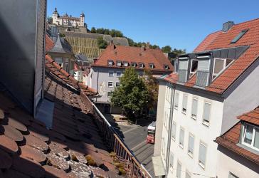 Ruhig gelegene, möblierte Altstadtwohnung