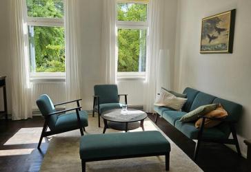 Möbliert/Furnished 5-Zimmer Wohnung in Dresden-Neustadt max. 4 Personen