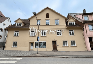 Charmantes Denkmalobjekt mit Gewölbekeller und modernen Wohneinheiten im Stadtkern
