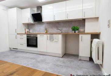 Große sanierte 2-Raum-Wohnung mit Fahrstuhl in der Stralsunder Innenstadt