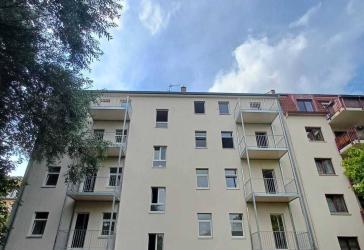 Charmante 2-Zimmer-Altbauwohnung mit Denkmalschutz + Balkon im Leipziger Osten, Anger-Crottendorf