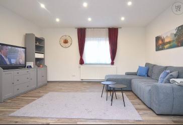 Empfehlenswerte, modern renovierte Wohnung mit WLAN und Garten in Nürnberg/Hasenbuck