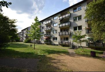 SOMMERAKTION ! Kapitalanlage! 3-Zimmer-Wohnung mit Loggia bequem im Erdgeschoss! 'Rhein fußläufig'