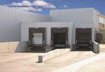 Hallen-/Produktionsflächen von 3.070 - 15.400 m²