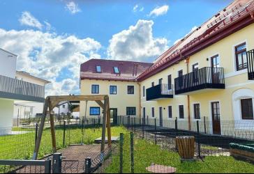 SOFORT EINZIEHEN! 63 m² Gartenwohnung mit Charme in Freilassing!