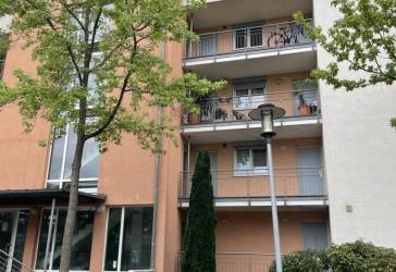 Gepflegte 5-Zimmerwohnung zur KAPITALANLAGE !