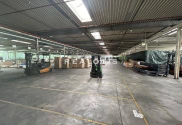 ca. 1.000 m² bis zu ca. 4.800 m² Hallenfläche mit Rampenandienung in Wentorf