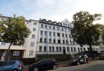 Azubis/Studenten aufgepasst!!! - 2 Raum Hochparterre-WE mit modernem Bad und Balkon/Terrasse mit Gartenzugang