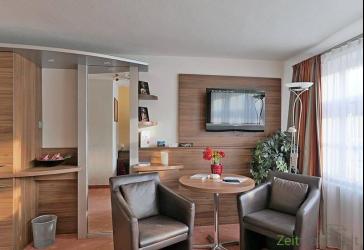 (EF0782_M) Erfurt: Altstadt, zentral gelegenes Apartment mit direktem Blick auf den Erfurter Dom, WLAN inklusive