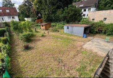gestalten Sie Ihr Leben neu - Doppelhaushälfte auf sonnigem 831 qm großen Grundstück