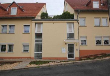 erholsame Lage - Erdgeschosswohnung mit Balkon