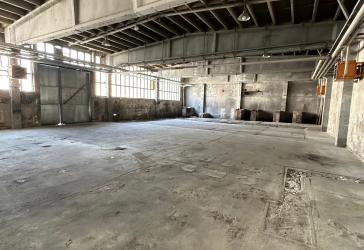 Gewerbe- und Lagerhalle in Chemnitz zu vermieten!