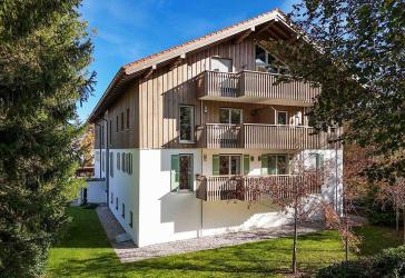 MODERNE 2-ZIMMER-ETW IN ZENTRUMSNAHER LAGE, BAD WIESSEE