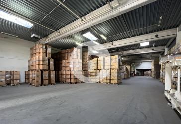Hallensuche.de | Vielsetig nutzbare Hallenfäche südlich von Hamburg zur Miete