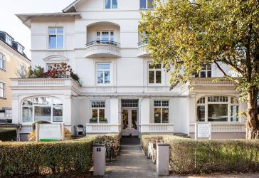 helle + loftartige 4 Zi. DG- Wohnung in Othmarschen